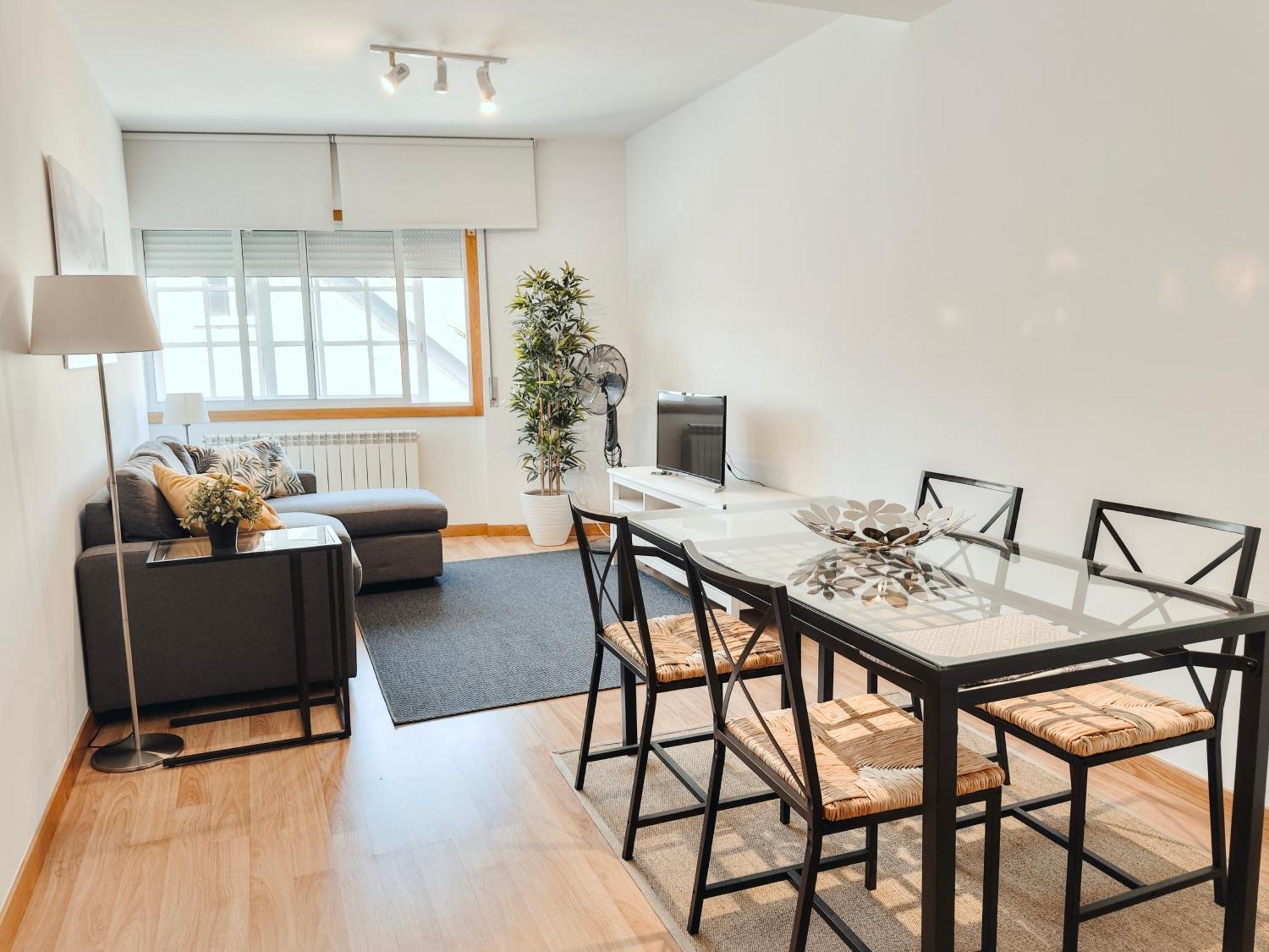 Apartamentos Pontevedra Сан-Сальвадор-де-Пойо Экстерьер фото