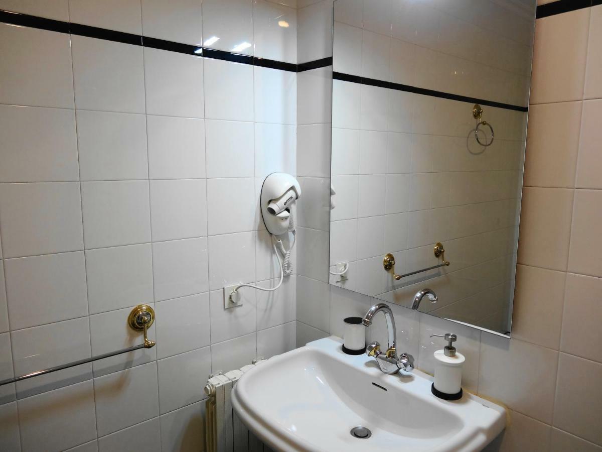 Apartamentos Pontevedra Сан-Сальвадор-де-Пойо Экстерьер фото