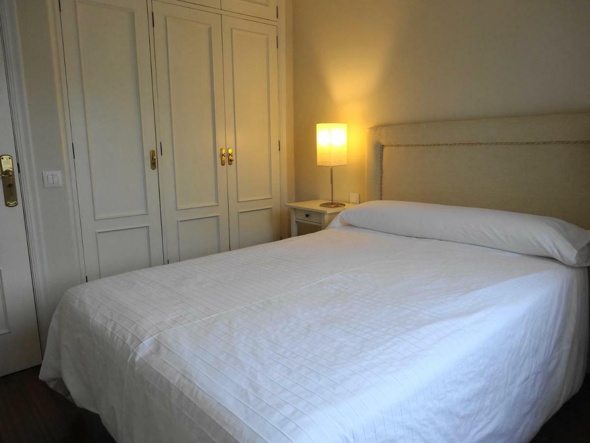 Apartamentos Pontevedra Сан-Сальвадор-де-Пойо Экстерьер фото